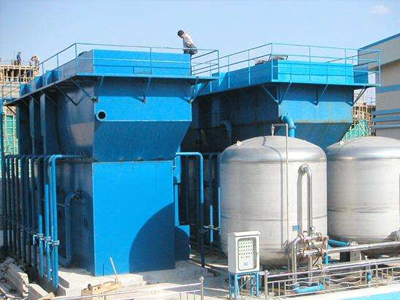 1756196229844417.jpg yte.jpg